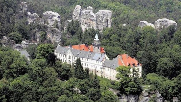 Apartman Hruba Skala Zewnętrze zdjęcie