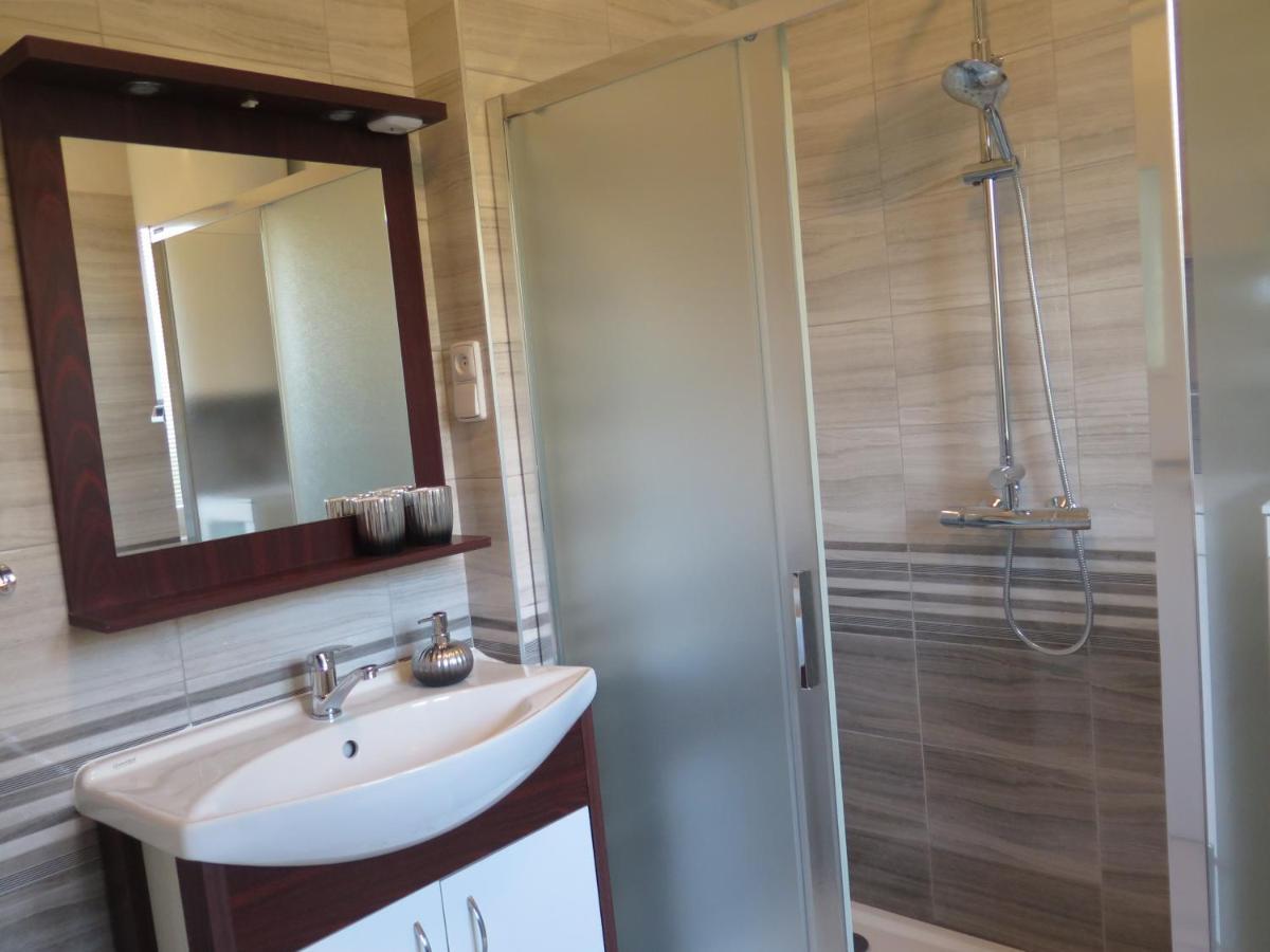 Apartman Hruba Skala Zewnętrze zdjęcie