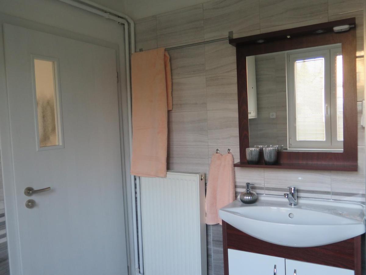 Apartman Hruba Skala Zewnętrze zdjęcie